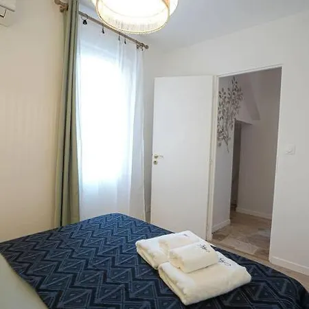 Evasion Scandinave A Elegance Et Confort Reunis ! Нарбонна